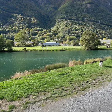 Familial Vue Montagne, Thermes, Et Randonnees A Luchon Apartment Bagneres-de-Luchon