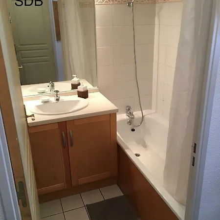 Les Pics D'aran Apartment